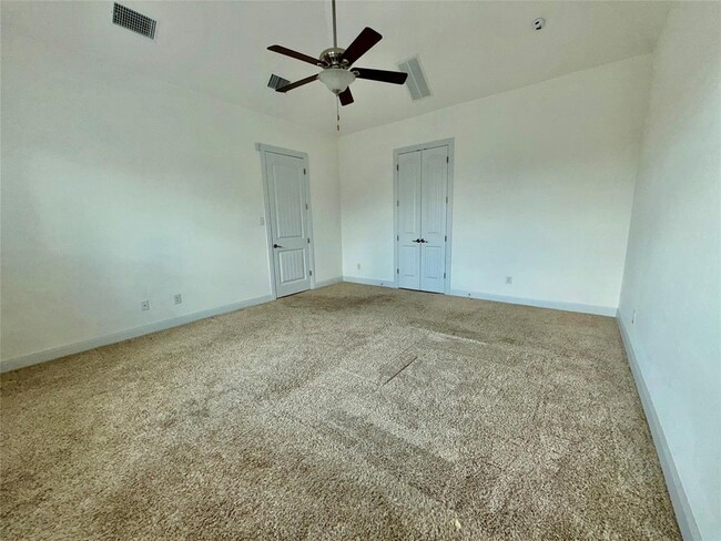 Building Photo - 21413 Merveil Dr