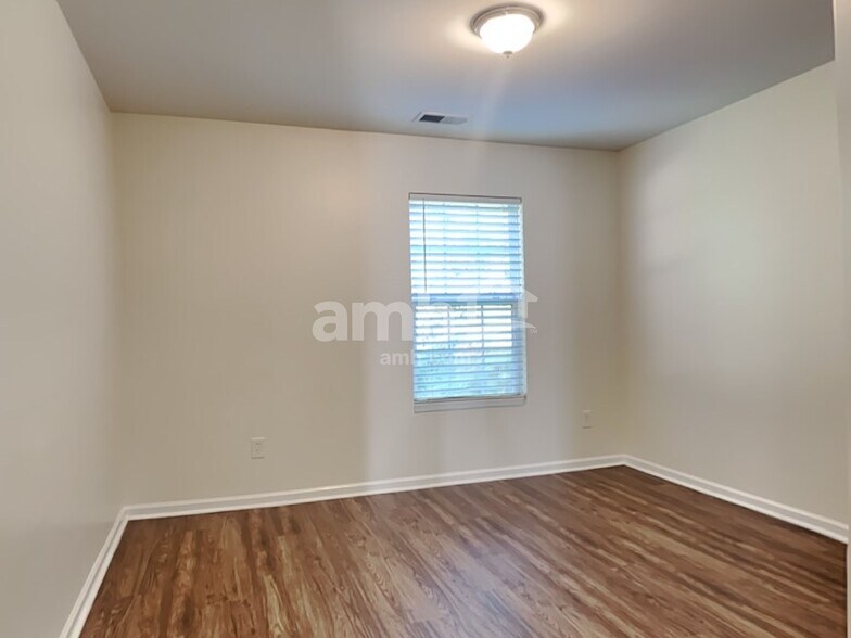 Building Photo - 3005 Peacher Ct