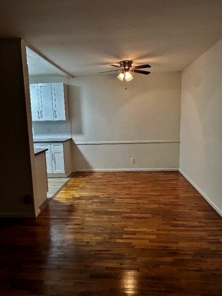 Building Photo - 1231 Formosa Ave