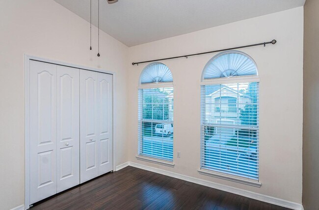 Building Photo - 9013 Moonlit Meadows Loop