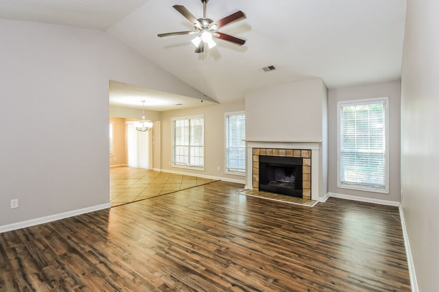 Building Photo - 4753 Limestone Ln NW