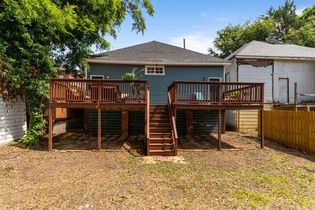 Building Photo - 224 Finley Ave