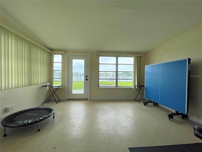 Building Photo - 17045 Dolphin Dr