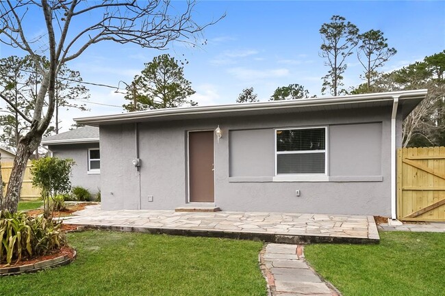 Building Photo - 2065 West Pkwy