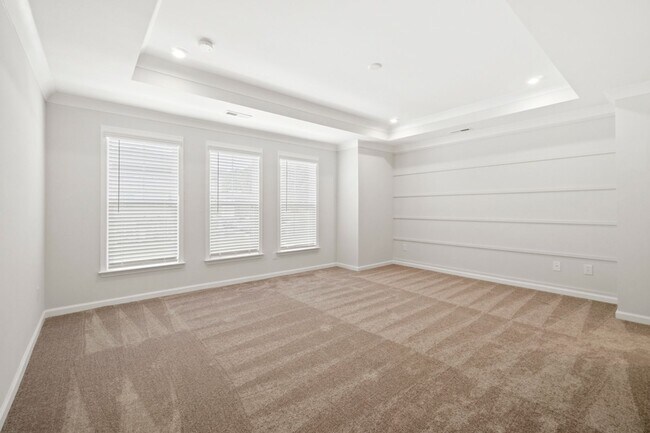 Building Photo - Like A Brand New 3 Bedroom Townhome in the...