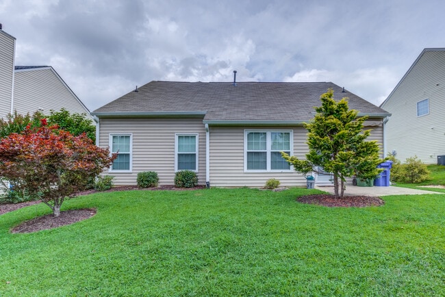 Building Photo - 833 Willow Bay Dr