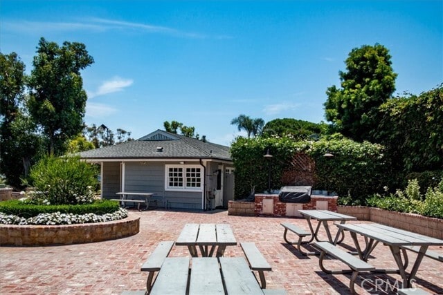 Building Photo - 27 N Vista De Catalina