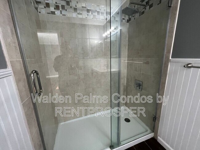 Building Photo - 4756 Walden Cir