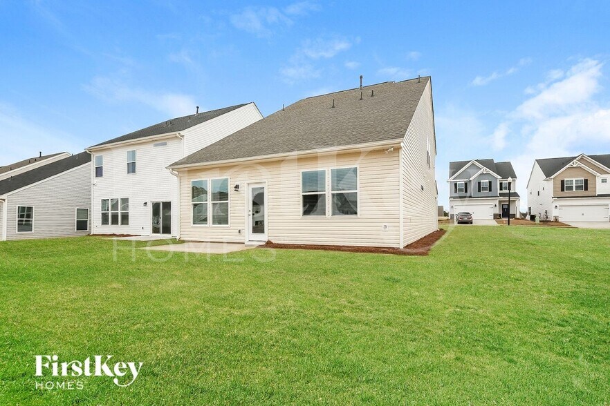 Building Photo - 607 Goldburn Wy