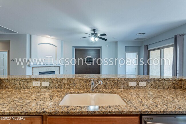 Building Photo - 1254 W Versilia Dr