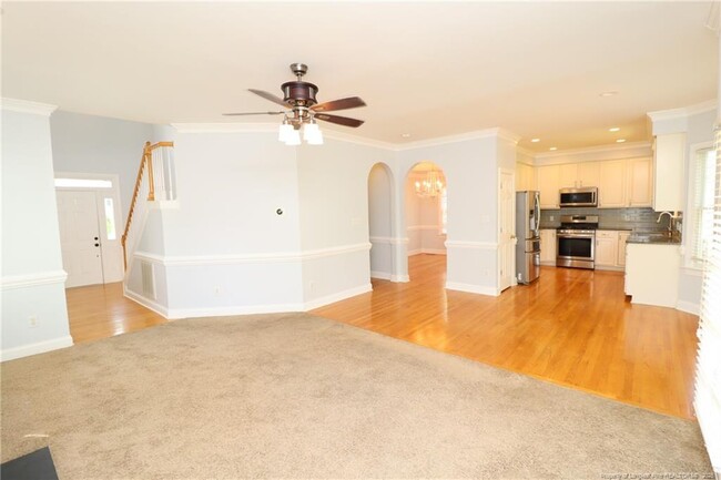 Building Photo - 203 Abbey Oak Ln