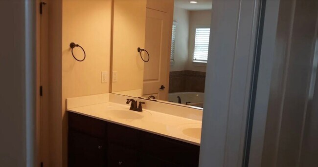 Building Photo - Discover this spacious 5-bedroom, 3.5-bath home in Elgin, SC ~ Available July 2026!