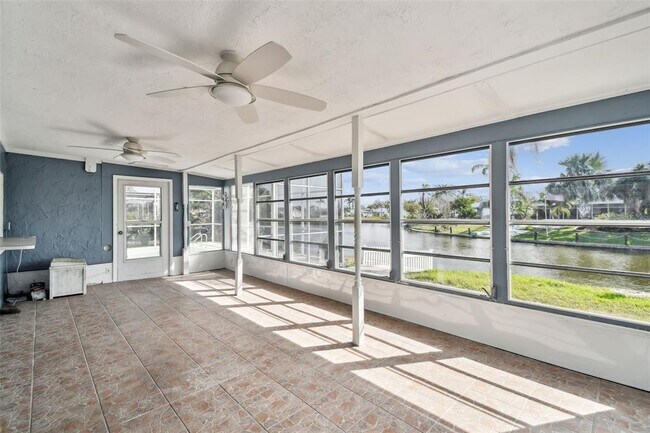 Building Photo - 3248 Rock Valley Dr