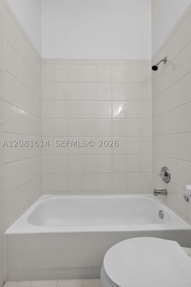 Building Photo - 5659 Via De La Plata Cir