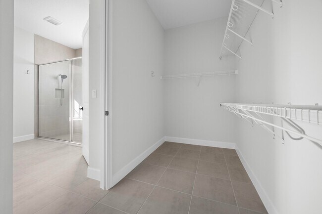 Building Photo - 14208 Lacebark Ln
