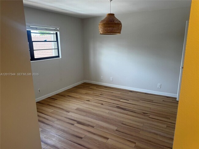 Building Photo - 6532 NW 170th Terrace