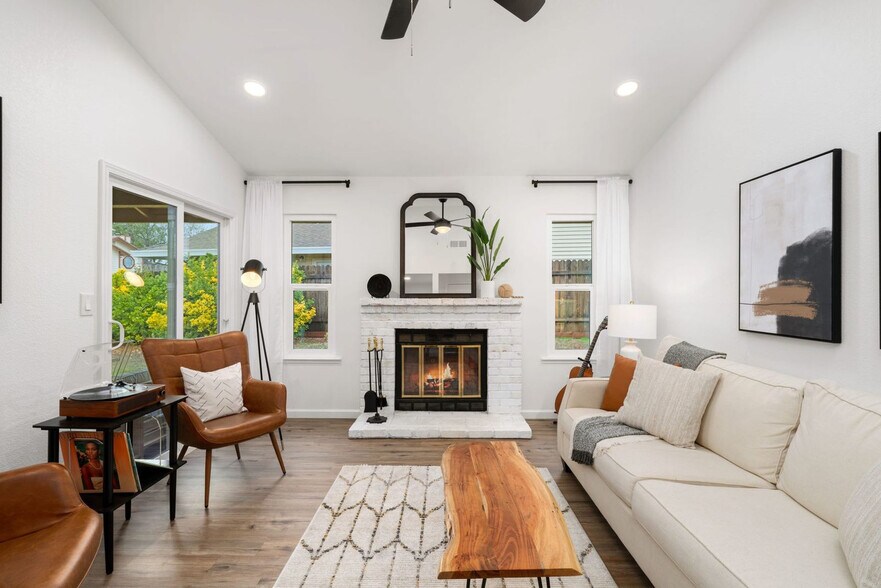Building Photo - 4501 Wrenford Way
