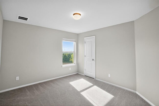 Building Photo - 320 Bright Star Ln