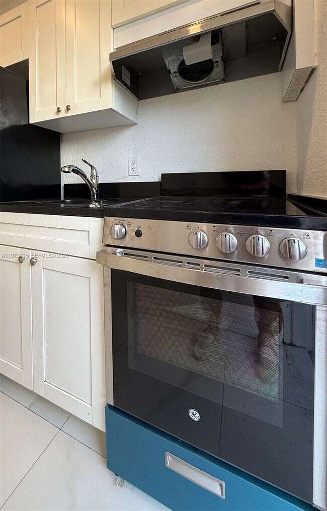 Building Photo - 154 NW 62nd St