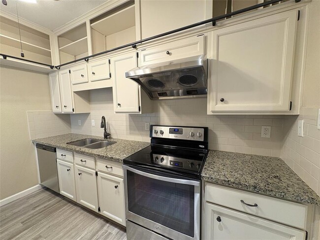 Building Photo - 1201 Bering Dr
