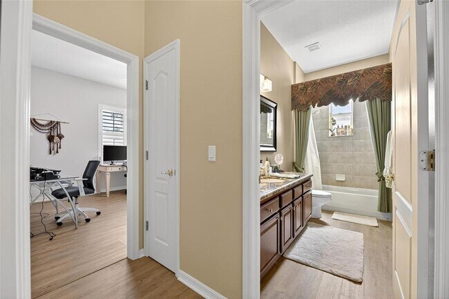 Building Photo - 816 Golf Island Dr