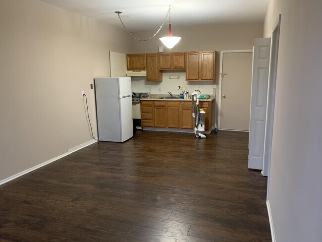 Primary Photo - 1170 Delsea Dr