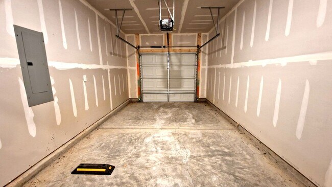 Building Photo - FIRST MONTH FREE - Beautiful 3BR 2.5BA Home in Salisbury • Tour Today