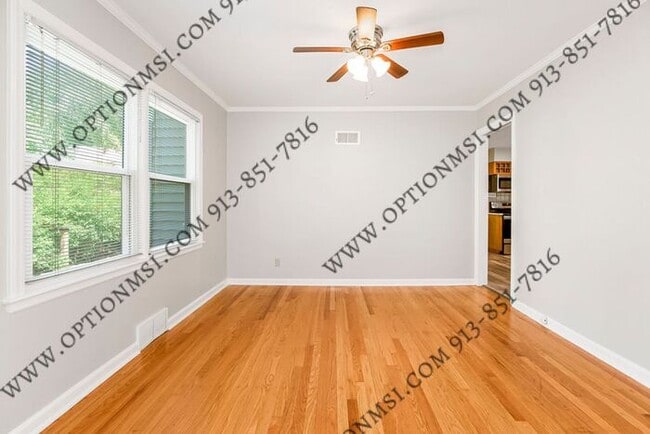 Building Photo - Incredible home in Romanelli Gardens!
