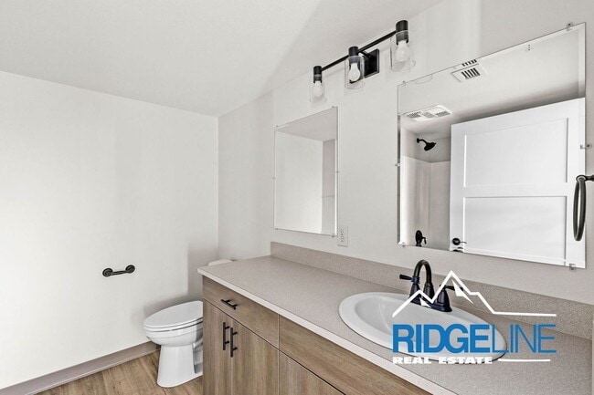 Building Photo - 2501 8th Ave N