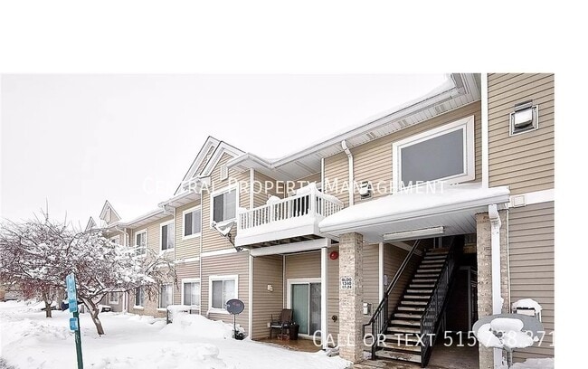 Building Photo - 1340 SE Florence Dr