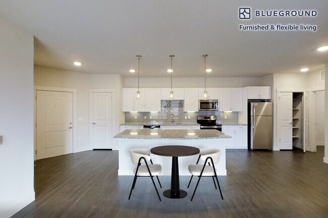 Building Photo - 13195 W Progress Cir