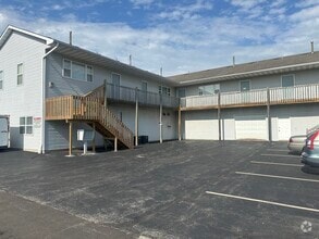 Building Photo - 432 Wyman St