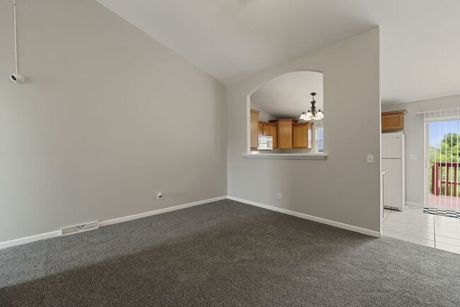 Building Photo - 2502 Alpha Ct E