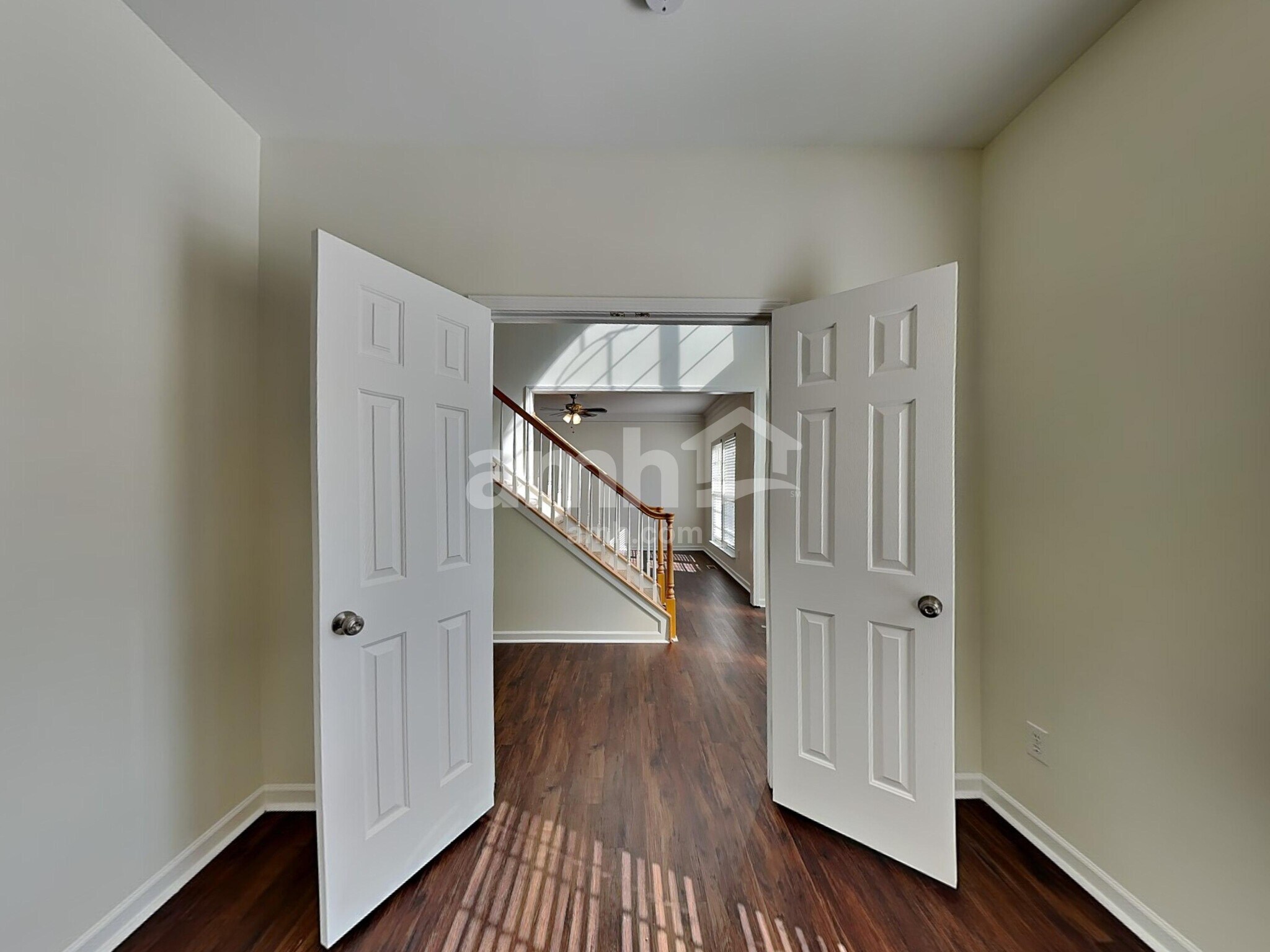 Building Photo - 3007 Linstead Dr