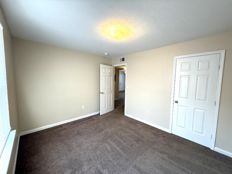 Building Photo - 7907 Canonero Way