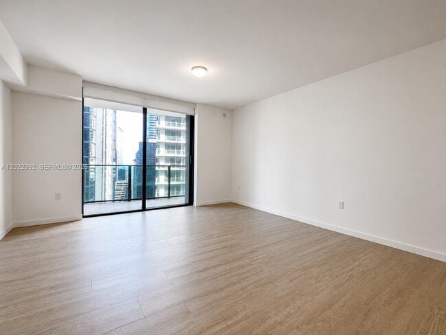 Building Photo - 1000 Brickell Plaza