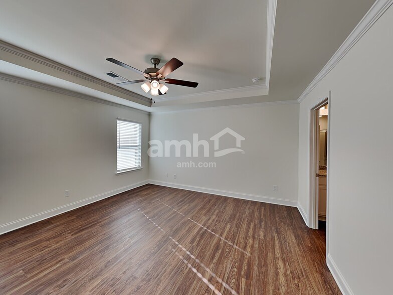 Building Photo - 6205 Bridlewood Ln