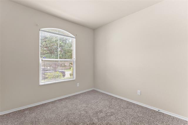 Building Photo - 2517 Carolina Dr