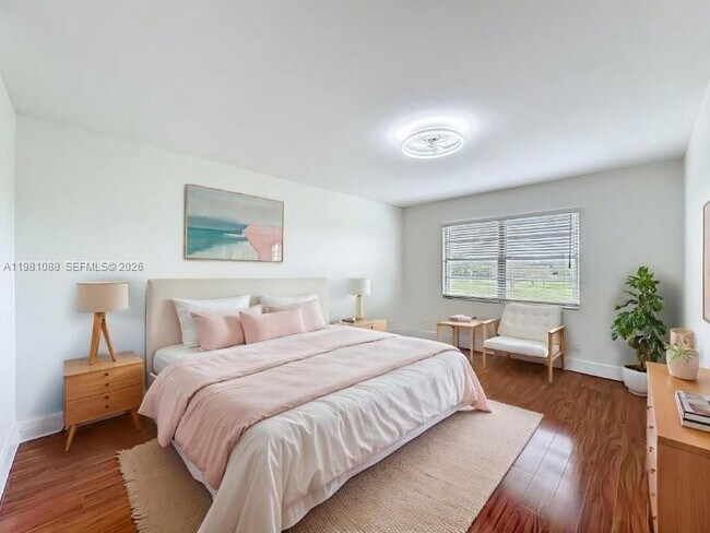 Building Photo - 12701 SW 13th St