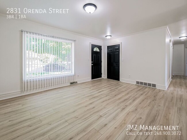Building Photo - 2831 Orenda St