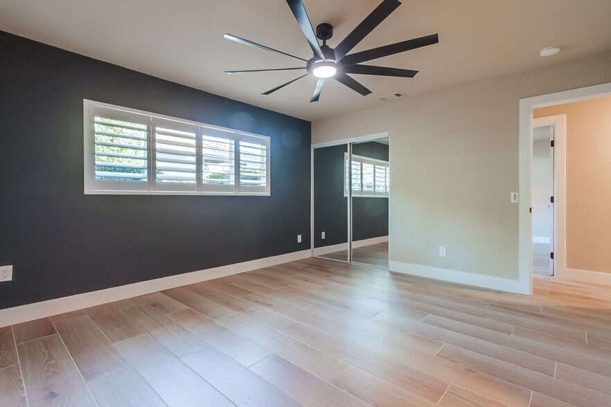 Building Photo - 1204 Palomar Pl
