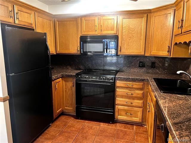 Primary Photo - 3082 S Wheeling Way