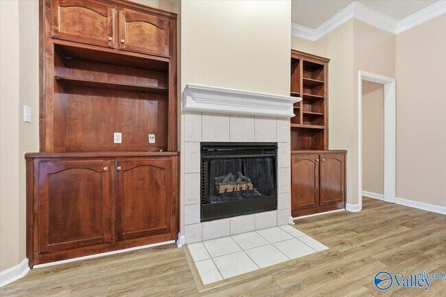 Building Photo - 105 Ashlawn Ct