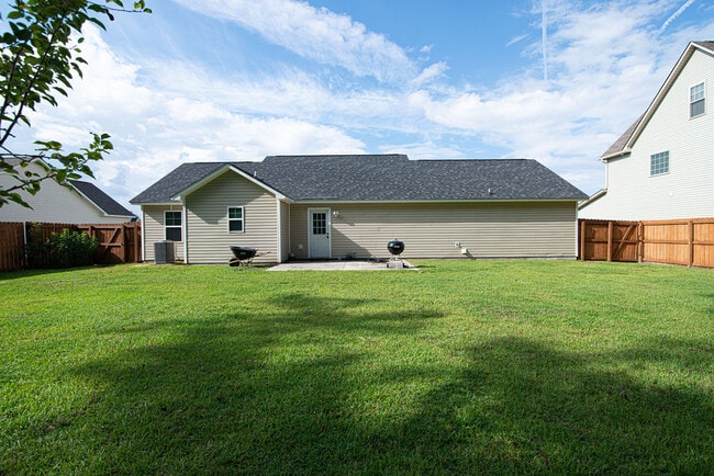 Building Photo - 258 Breakwater Dr
