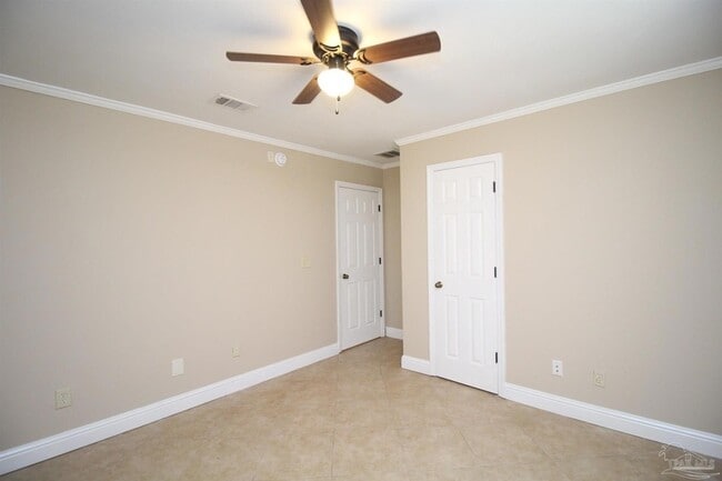 Building Photo - 6841 Melanie Dr