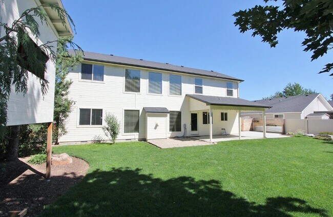 Building Photo - 4325 N McKinley Pk Ave