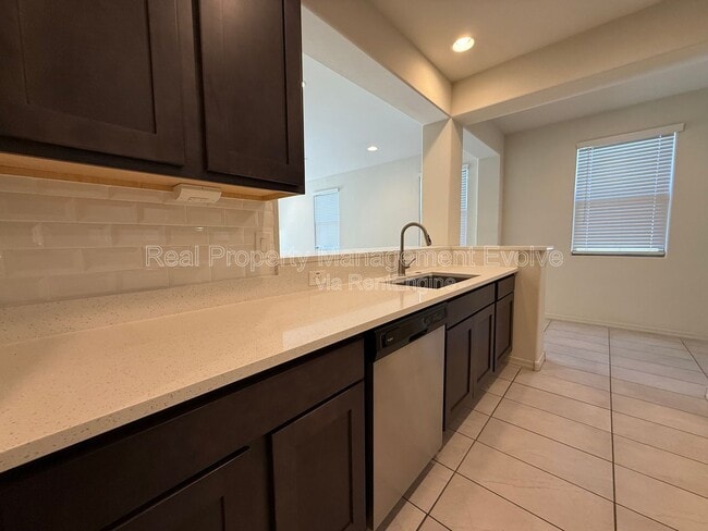 Building Photo - 8755 W Solano Dr