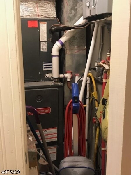 Building Photo - 1 Hanford Pl