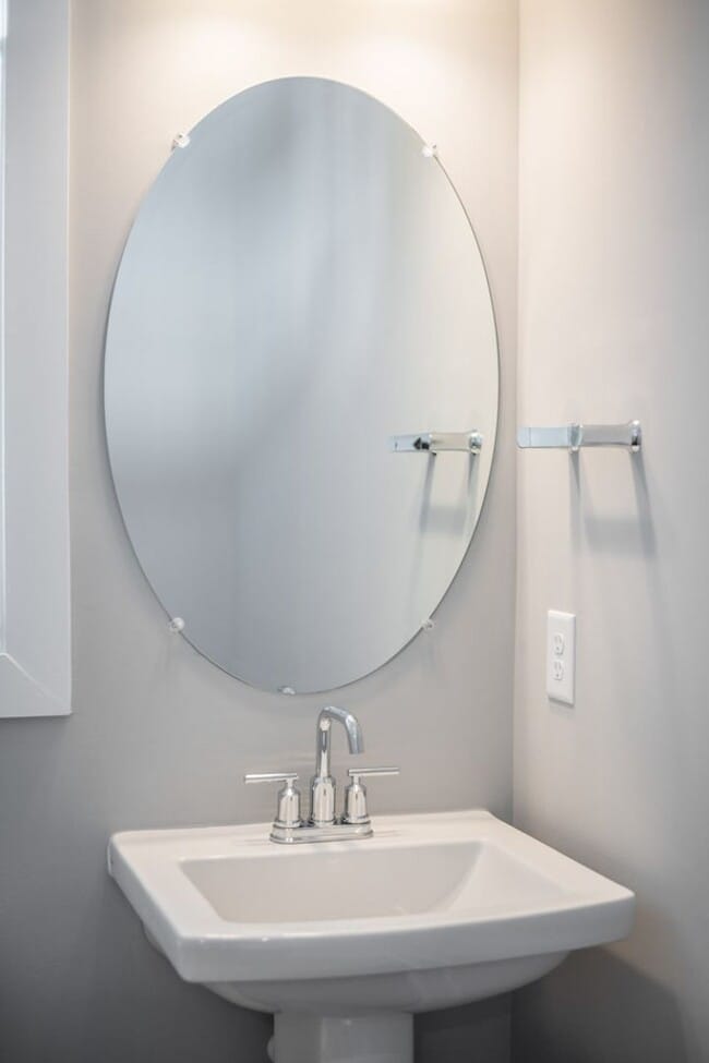 Building Photo - 2 BR 2.5 BA- Downtown Greenville Townhome- FOR RENT