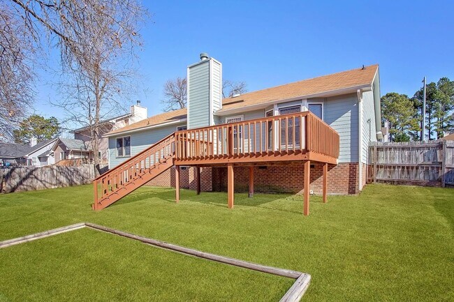 Building Photo - 3 Bed/2 Bath NEST in Beaver Run